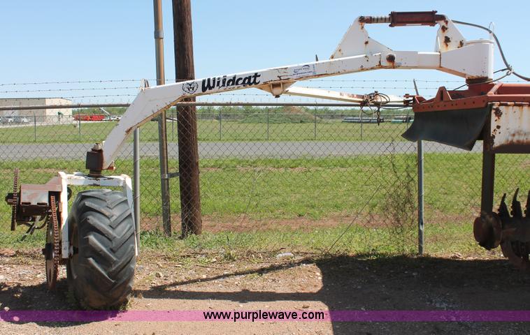 image for item H5693 Wildcat CX700-AM compost turner