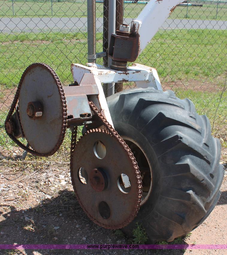 image for item H5693 Wildcat CX700-AM compost turner