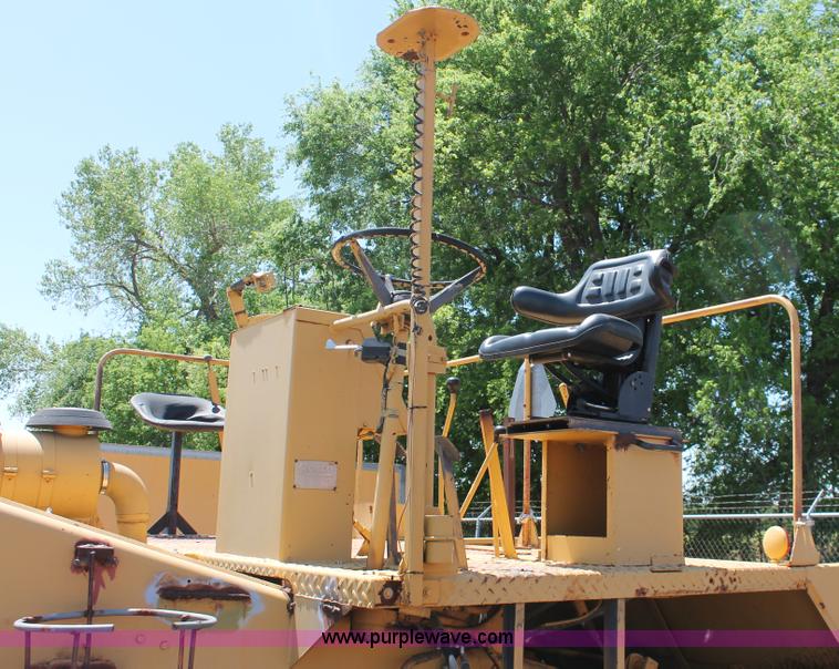 image for item H5695 Rosco Flaherty SPK-H chip spreader