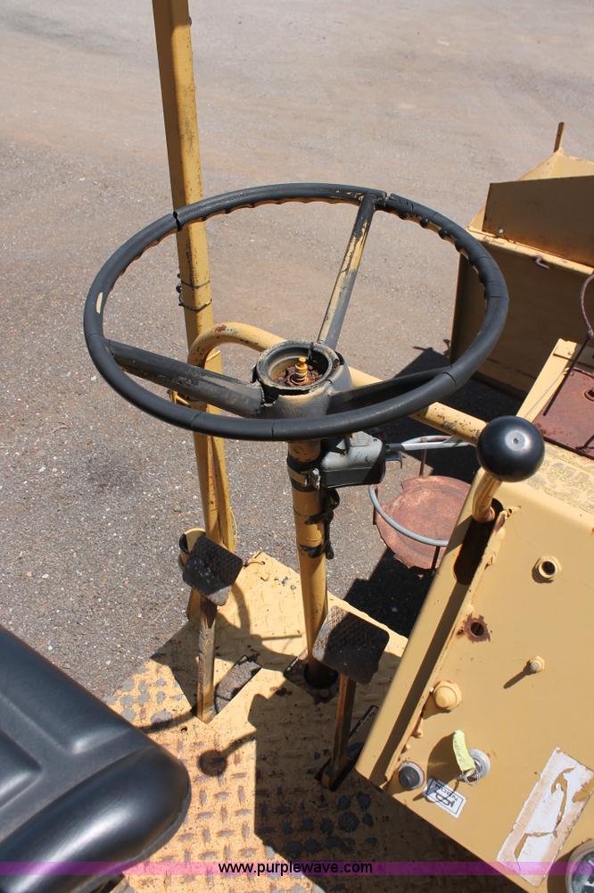 image for item H5695 Rosco Flaherty SPK-H chip spreader