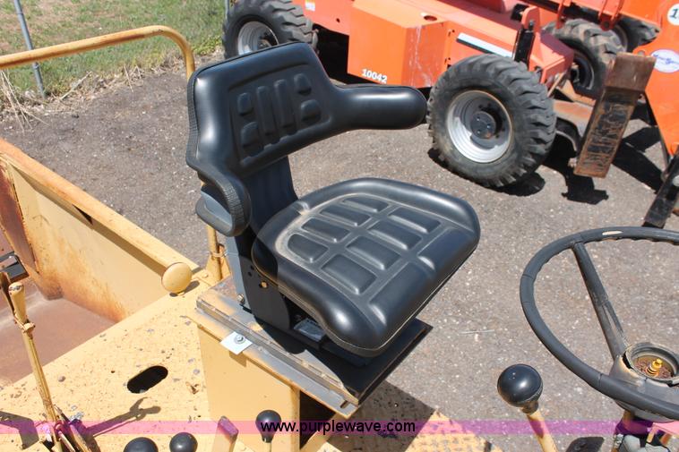 image for item H5695 Rosco Flaherty SPK-H chip spreader