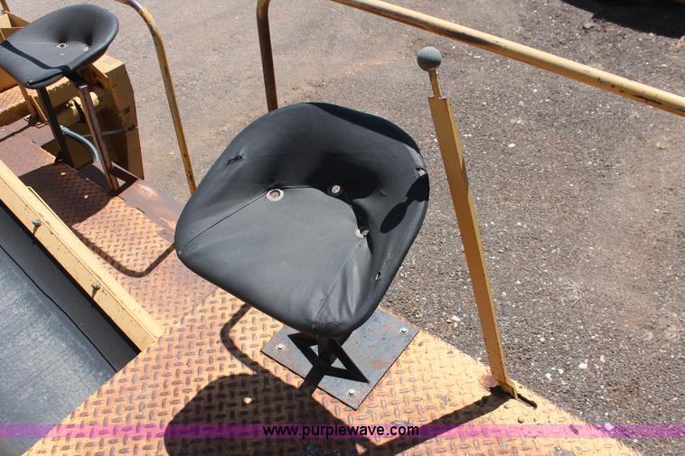 image for item H5695 Rosco Flaherty SPK-H chip spreader