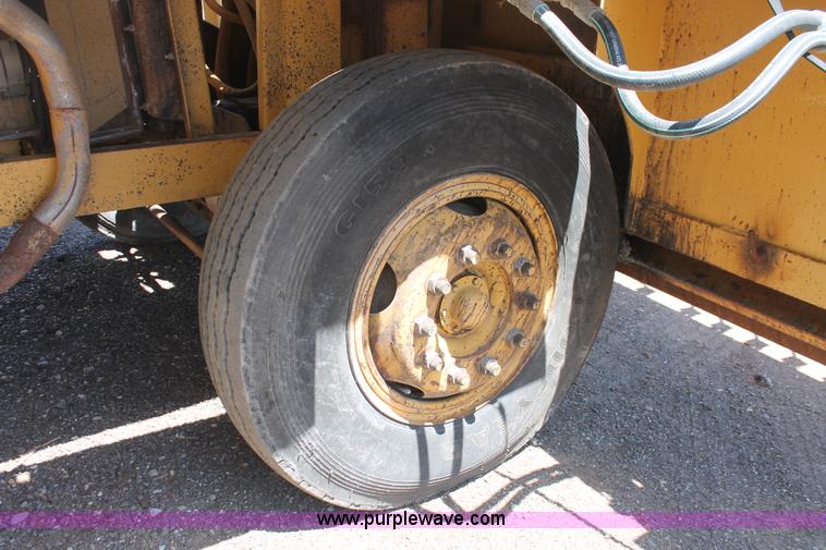 image for item H5695 Rosco Flaherty SPK-H chip spreader