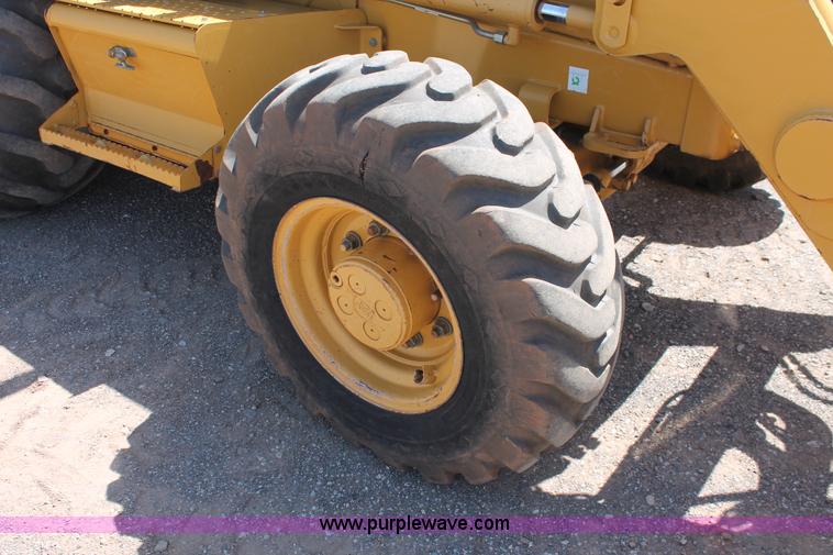 image for item H5696 2006 Caterpillar 416D backhoe