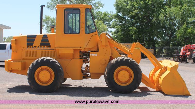 image for item H5697 1984 Fiat-Allis FR12 wheel loader