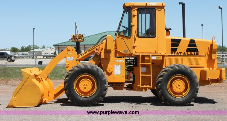 image for item H5697 1984 Fiat-Allis FR12 wheel loader