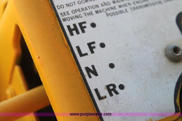 image for item H5697 1984 Fiat-Allis FR12 wheel loader