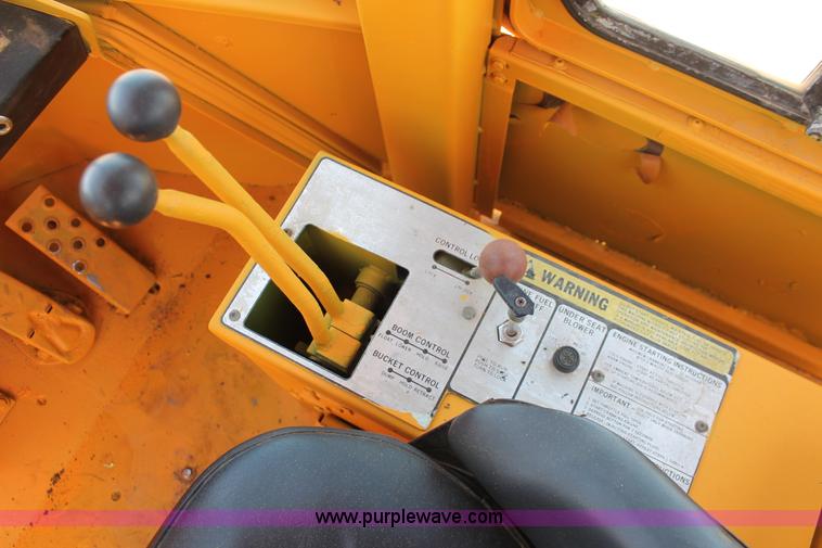 image for item H5697 1984 Fiat-Allis FR12 wheel loader