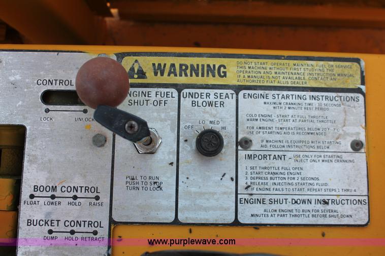 image for item H5697 1984 Fiat-Allis FR12 wheel loader