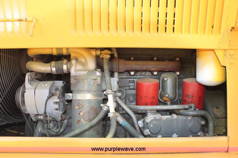 image for item H5697 1984 Fiat-Allis FR12 wheel loader