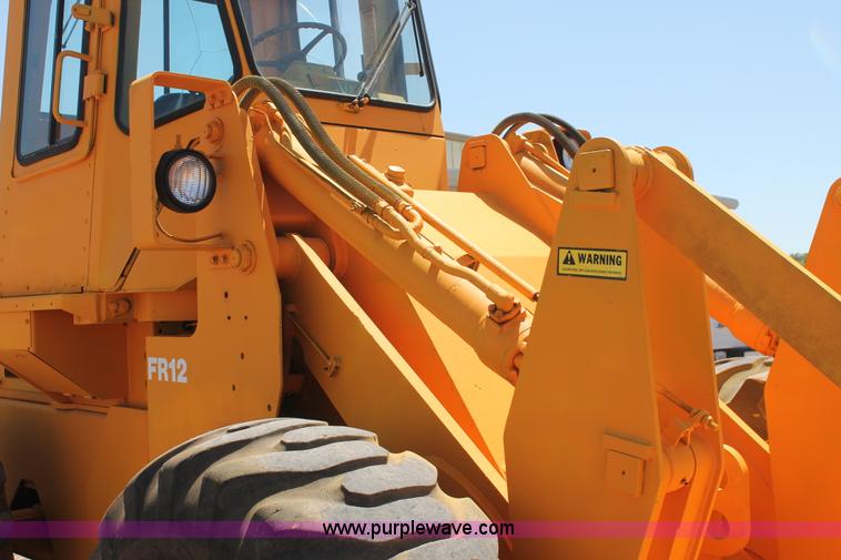 image for item H5697 1984 Fiat-Allis FR12 wheel loader