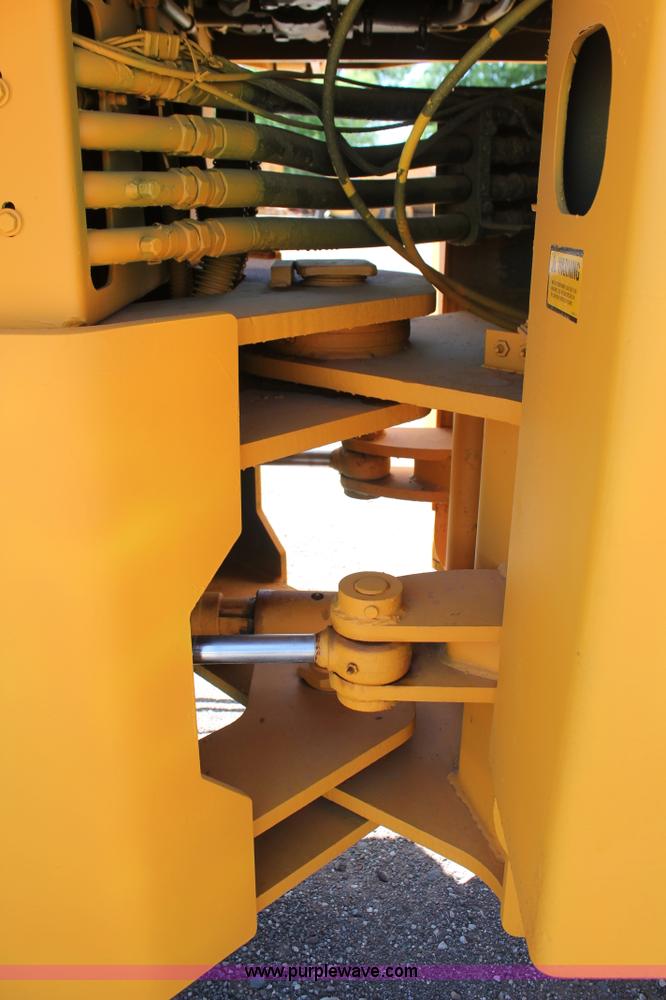 image for item H5697 1984 Fiat-Allis FR12 wheel loader