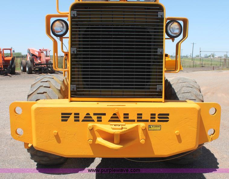 image for item H5697 1984 Fiat-Allis FR12 wheel loader