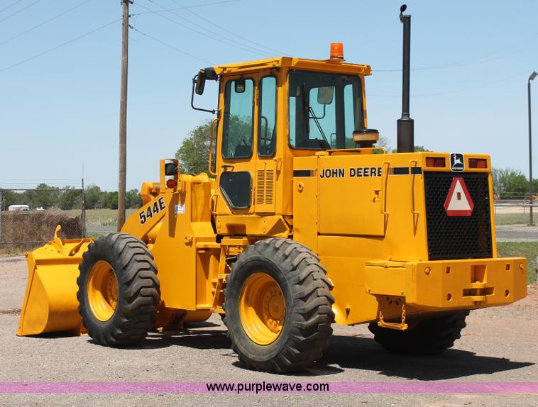 image for item H5698 1990 John Deere 544E wheel loader