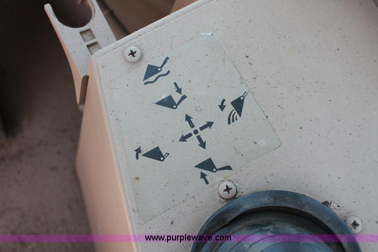 image for item H5698 1990 John Deere 544E wheel loader