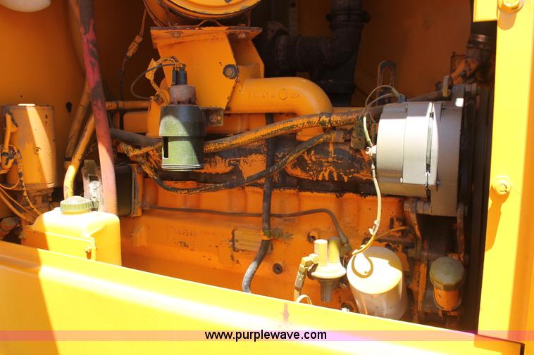 image for item H5698 1990 John Deere 544E wheel loader