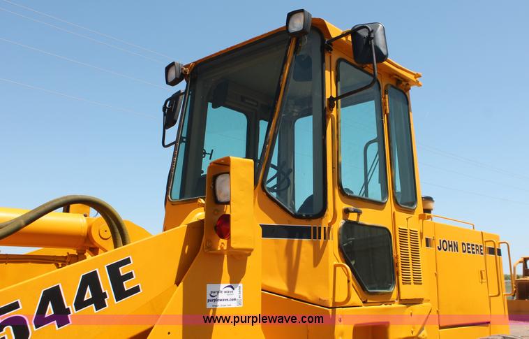image for item H5698 1990 John Deere 544E wheel loader