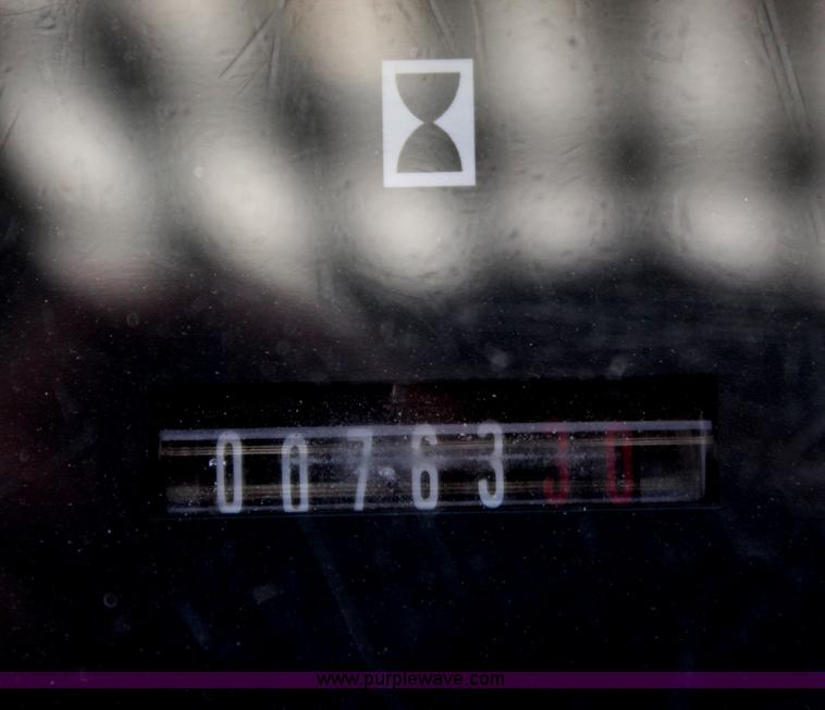 image for item H6117 2006 Komatsu SK1020-5N skid steer