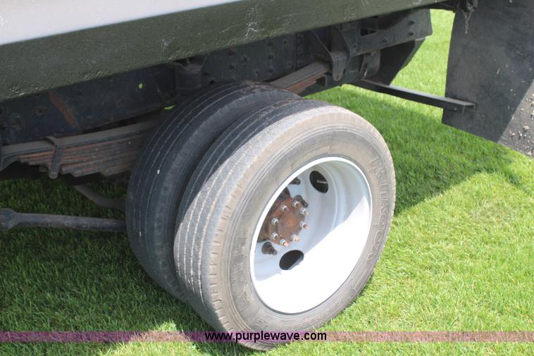 image for item H6122 2003 Chevrolet C4500 Crew Cab dump truck