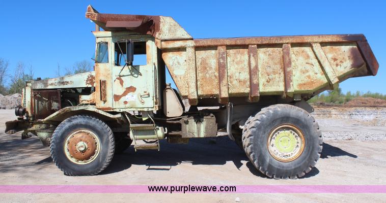 image for item H6142 Euclid R20 haul truck