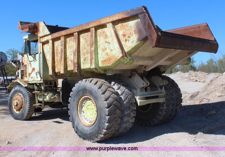 image for item H6142 Euclid R20 haul truck