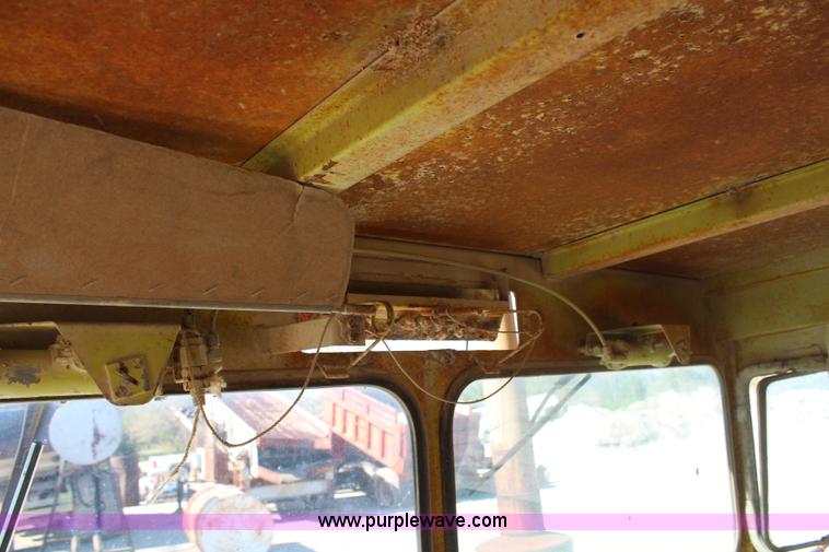 image for item H6142 Euclid R20 haul truck