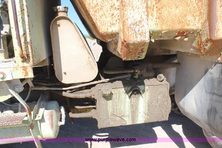 image for item H6142 Euclid R20 haul truck