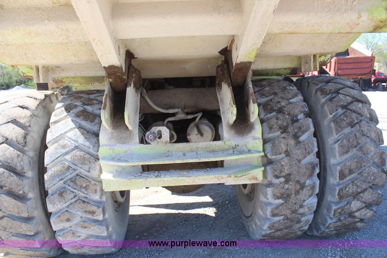 image for item H6142 Euclid R20 haul truck