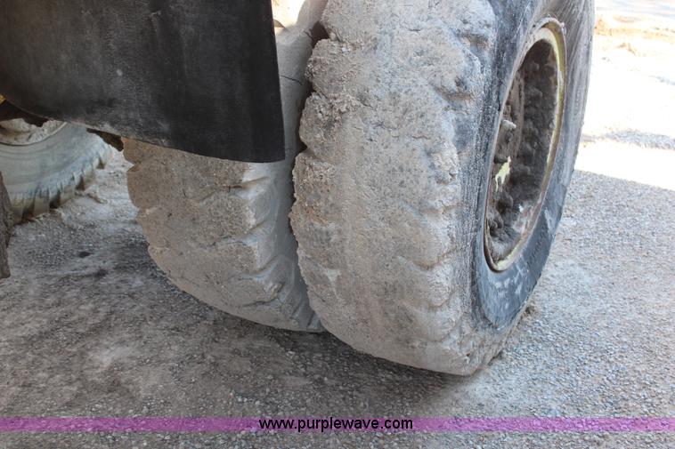 image for item H6143 Euclid R20 haul truck