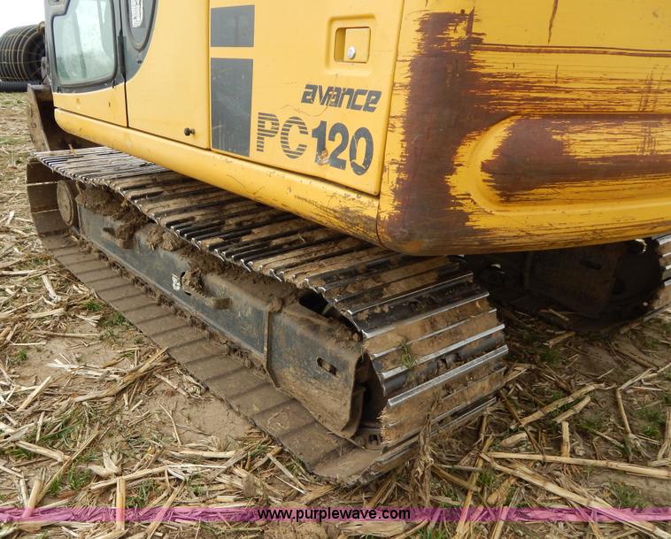 image for item I1007 1999 Komatsu PC120-6 excavator