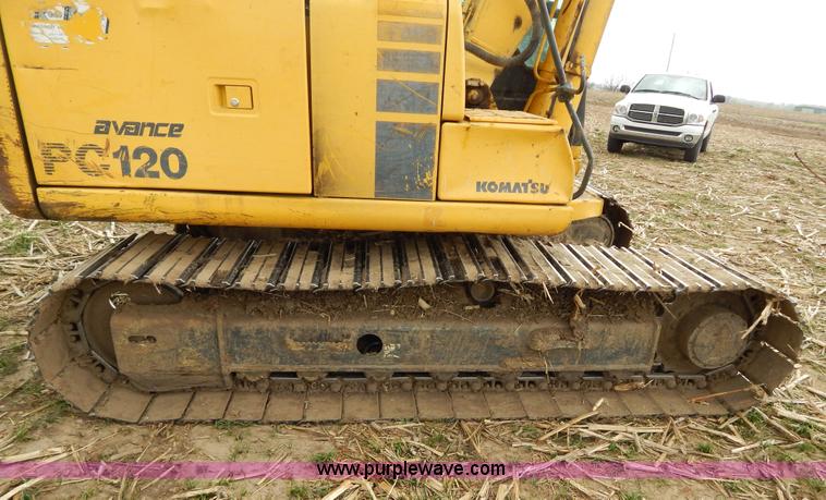 image for item I1007 1999 Komatsu PC120-6 excavator