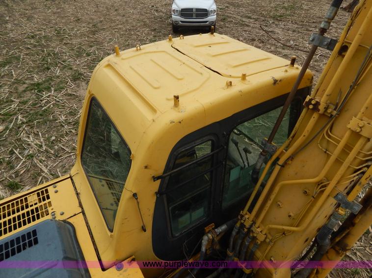 image for item I1007 1999 Komatsu PC120-6 excavator