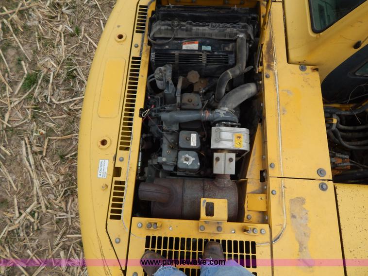 image for item I1007 1999 Komatsu PC120-6 excavator