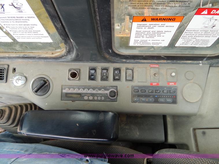 image for item I1007 1999 Komatsu PC120-6 excavator