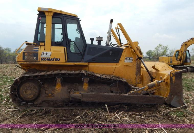 image for item I1008 1996 Komatsu D65EX-12 dozer