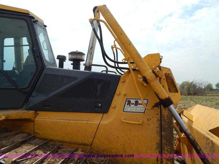 image for item I1008 1996 Komatsu D65EX-12 dozer