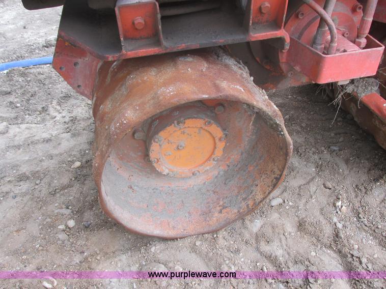 image for item I2729 1999 Ampac 33L2 trench compactor