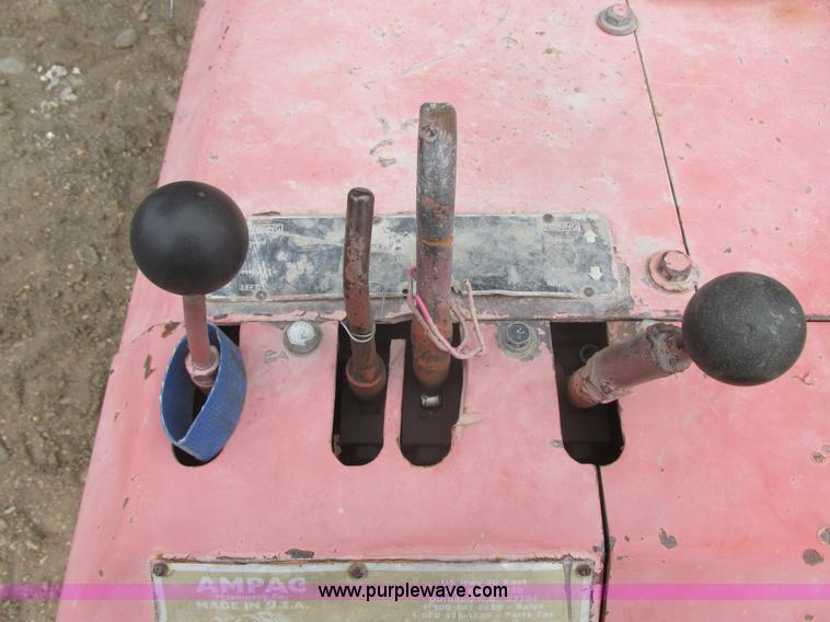 image for item I2729 1999 Ampac 33L2 trench compactor