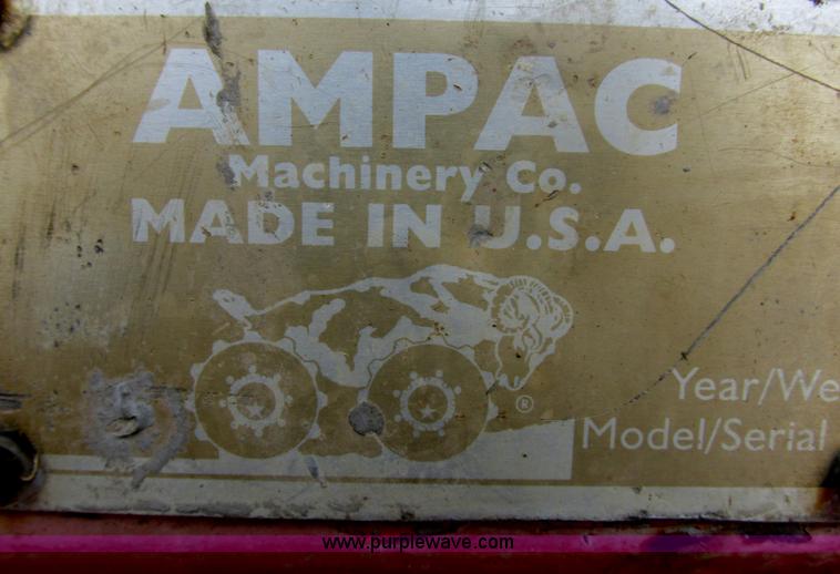 image for item I2729 1999 Ampac 33L2 trench compactor
