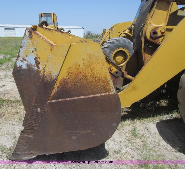 image for item I7056 1988 Caterpillar 980C wheel loader