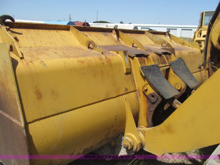 image for item I7056 1988 Caterpillar 980C wheel loader