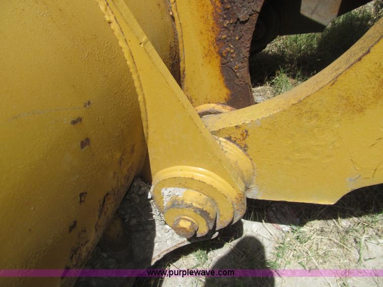 image for item I7056 1988 Caterpillar 980C wheel loader