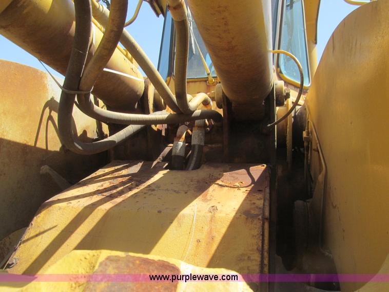 image for item I7056 1988 Caterpillar 980C wheel loader