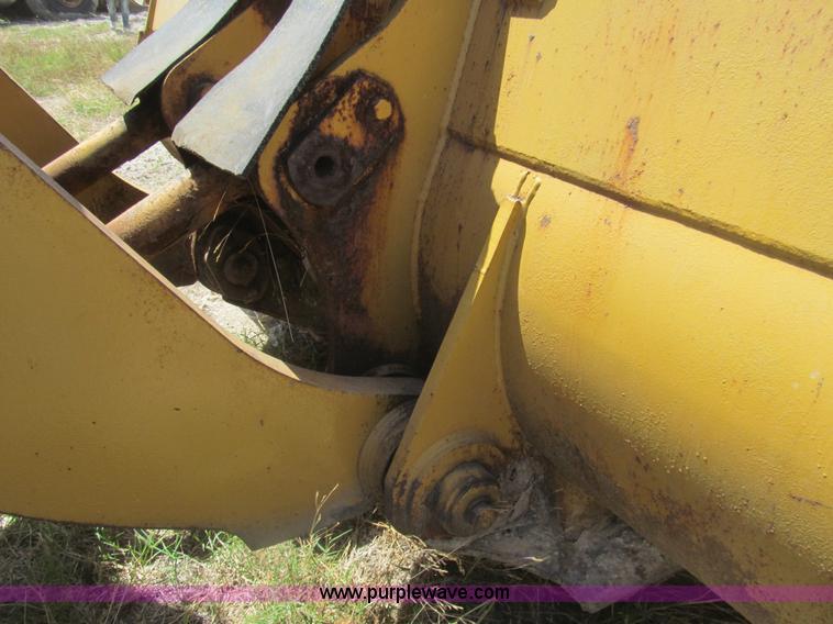 image for item I7056 1988 Caterpillar 980C wheel loader