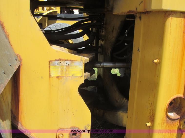 image for item I7056 1988 Caterpillar 980C wheel loader