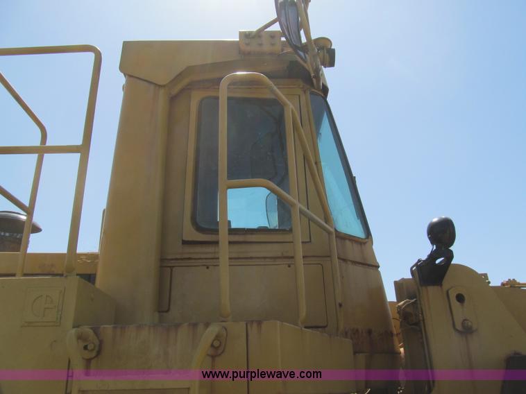 image for item I7056 1988 Caterpillar 980C wheel loader