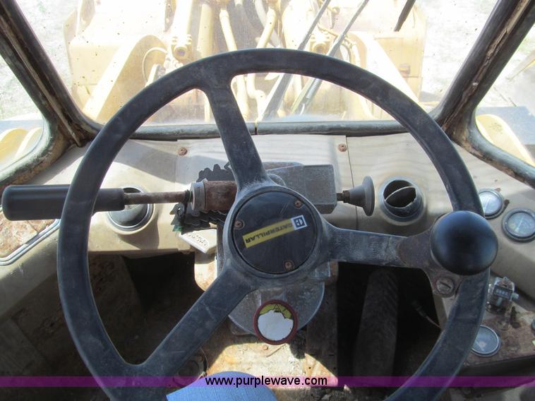 image for item I7056 1988 Caterpillar 980C wheel loader