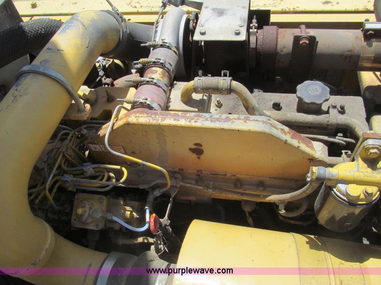 image for item I7057 1997 Komatsu PC300LC-6 excavator