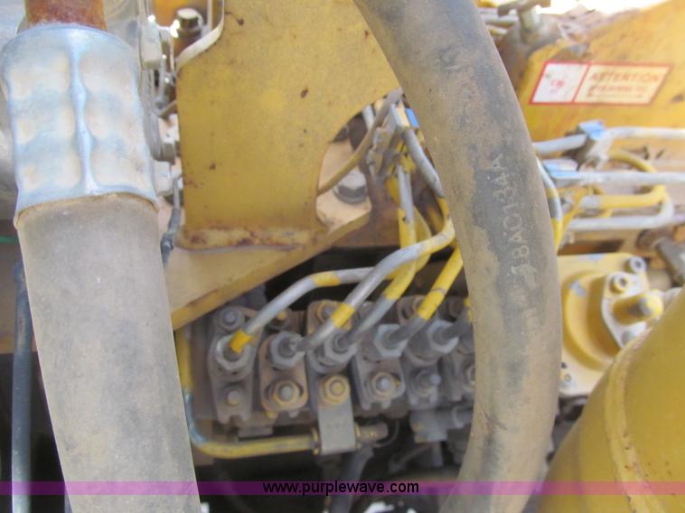 image for item I7057 1997 Komatsu PC300LC-6 excavator