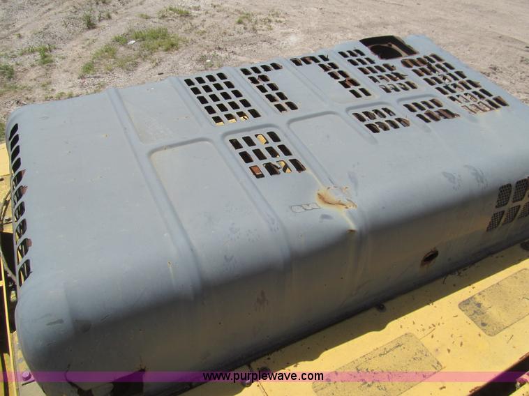 image for item I7057 1997 Komatsu PC300LC-6 excavator